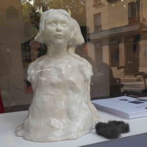 Find the lady XXL « dans la vitrine »